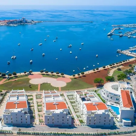 דירה Garden Palace Superior Sea View I