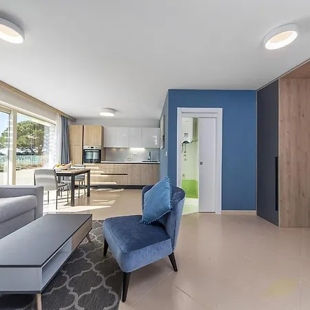 דירה Garden Palace Superior Sea View I אומאג